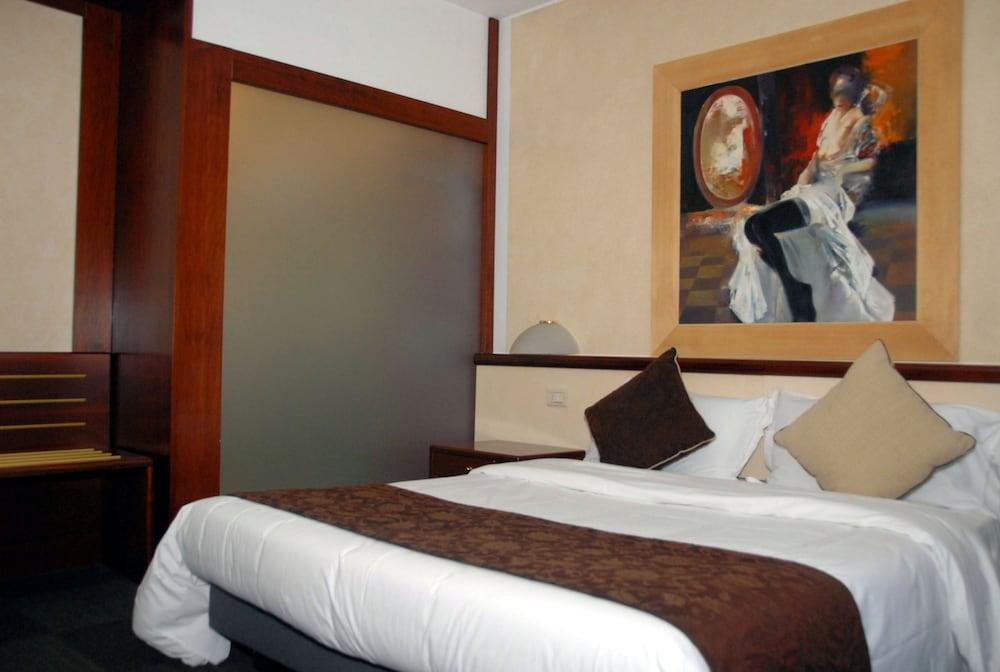 Green Hotel Motel Vergiate Exterior foto